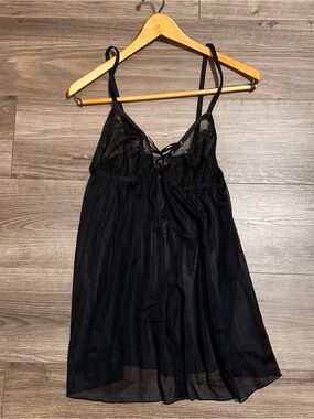 Victoria's Secret Sheer Black Lace Mesh Nighty Intimate Women’s Large Nightgown